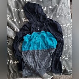 Urban pipeline size xl lightweight hooded long sleeve